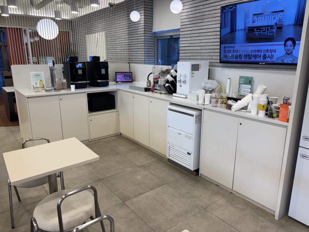 파이브스팟 한남1호점의 탕비실