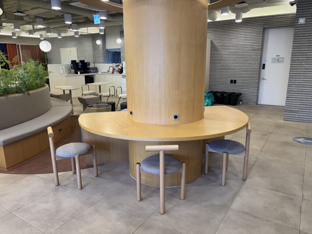 파이브스팟 한남1호점의 노트북 좌석