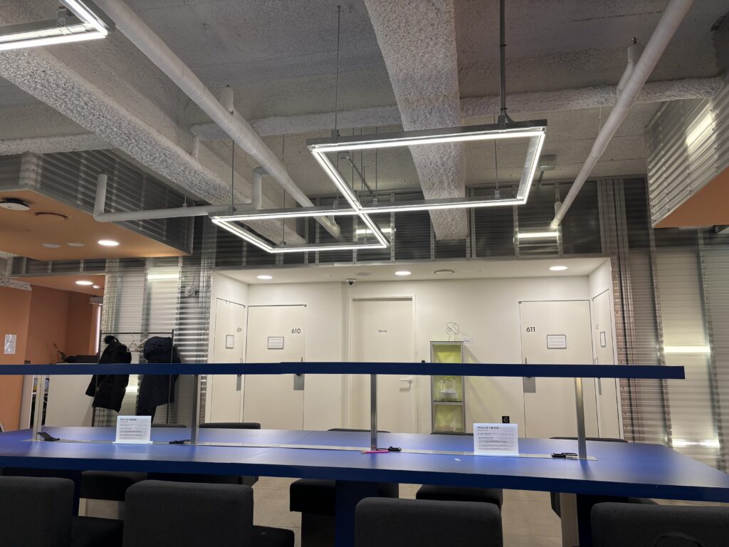 파이브스팟 성수2호점의 6층 라운지