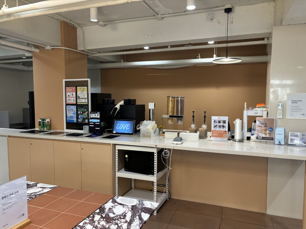 파이브스팟 홍대2호점의 1층 탕비실