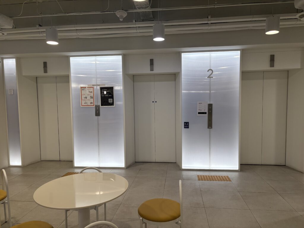 패스트파이브 을지로입구점의 입구