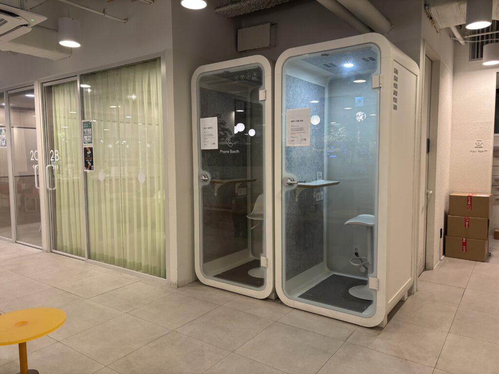 패스트파이브 을지로입구점의 폰부스