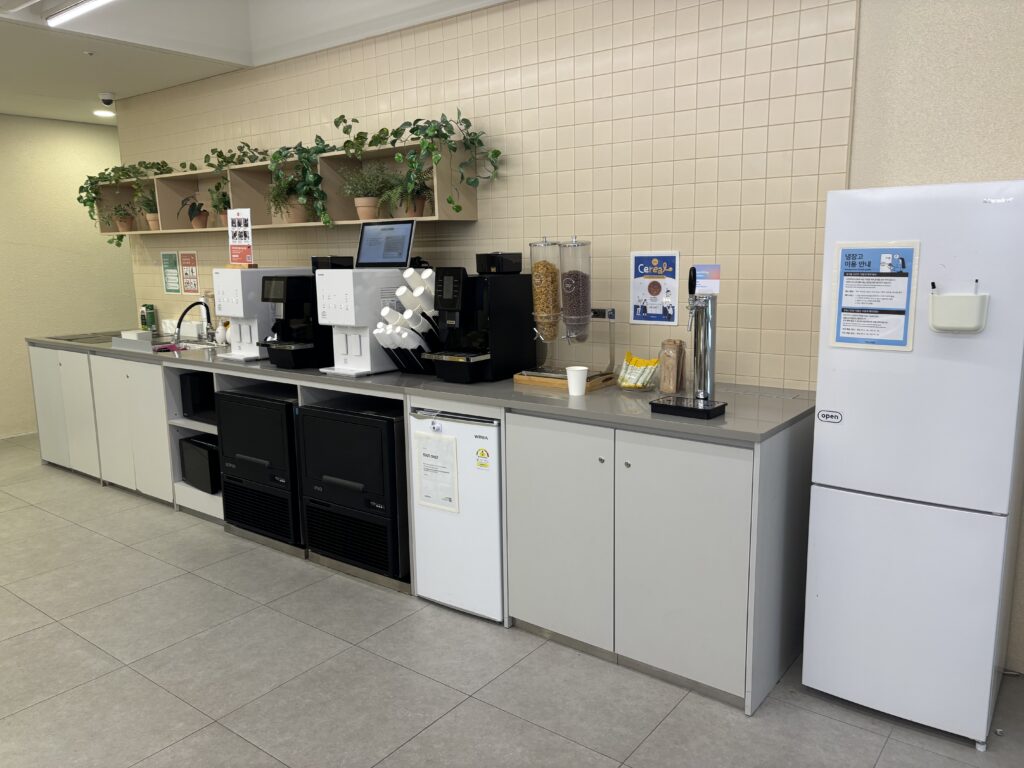 파이브스팟 구로1호점의 탕비실