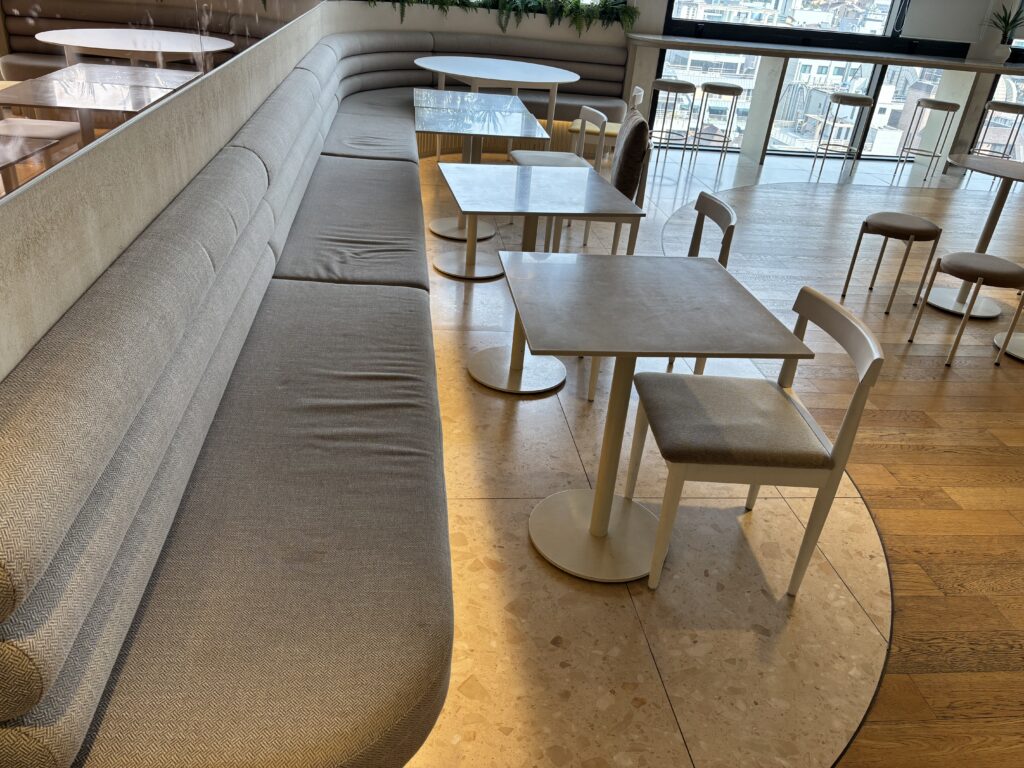 패스트파이브 강남 4호점의 커피테이블