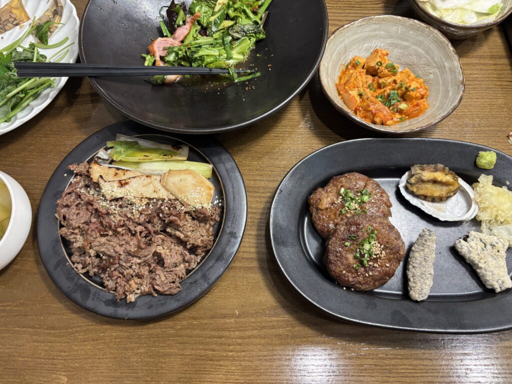 모담 어반 여의도점의 불고기와 수제떡갈비