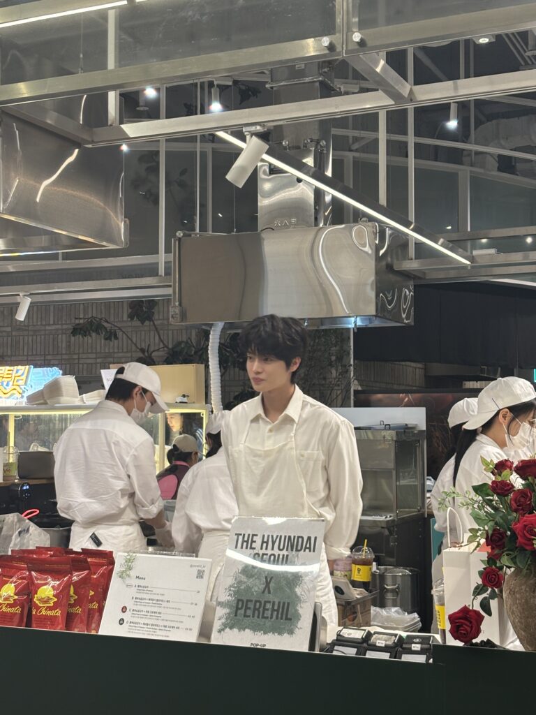 더현대 팝업 스토어의 환승연애 김우진