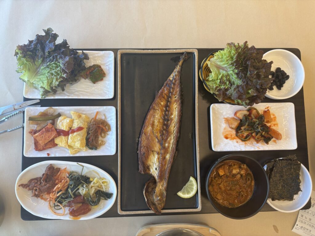 부산에 뜬 고등어