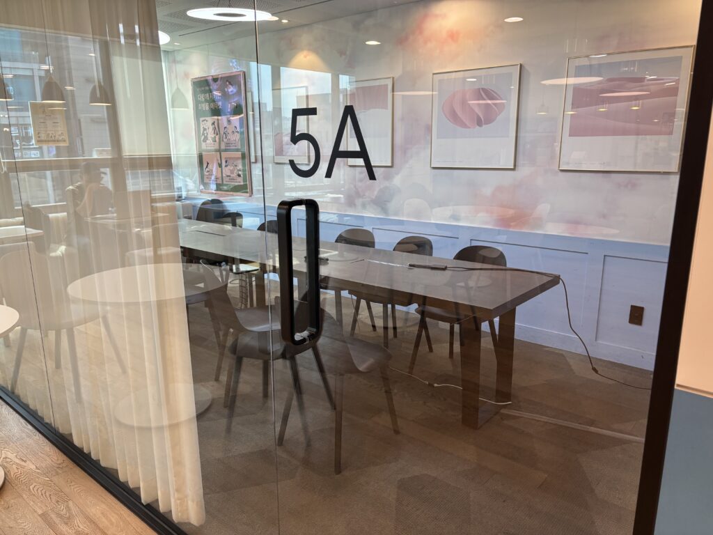 패스트파이브 홍대1호점 회의실