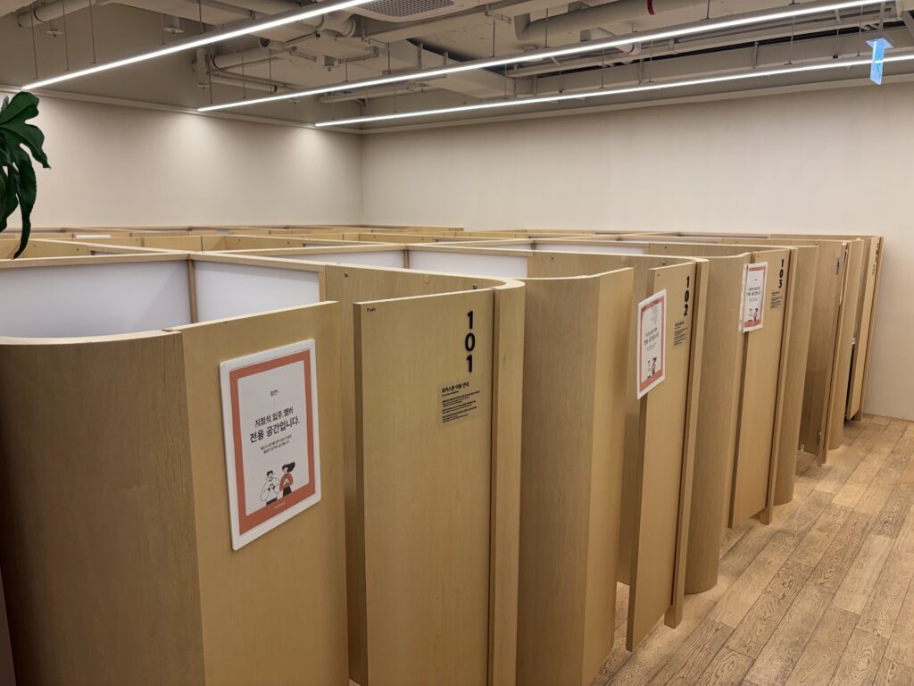 파이브스팟 선릉2호점의 지하1층 전경